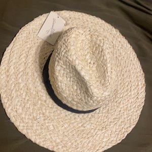 Stay Vacay Ready with this simple but cute straw hat!